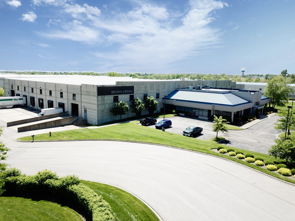 Brown Jordan International TRIO CPG